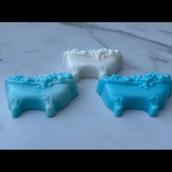 Bubble bath natural Shea butter soap - Picture 2 of 5